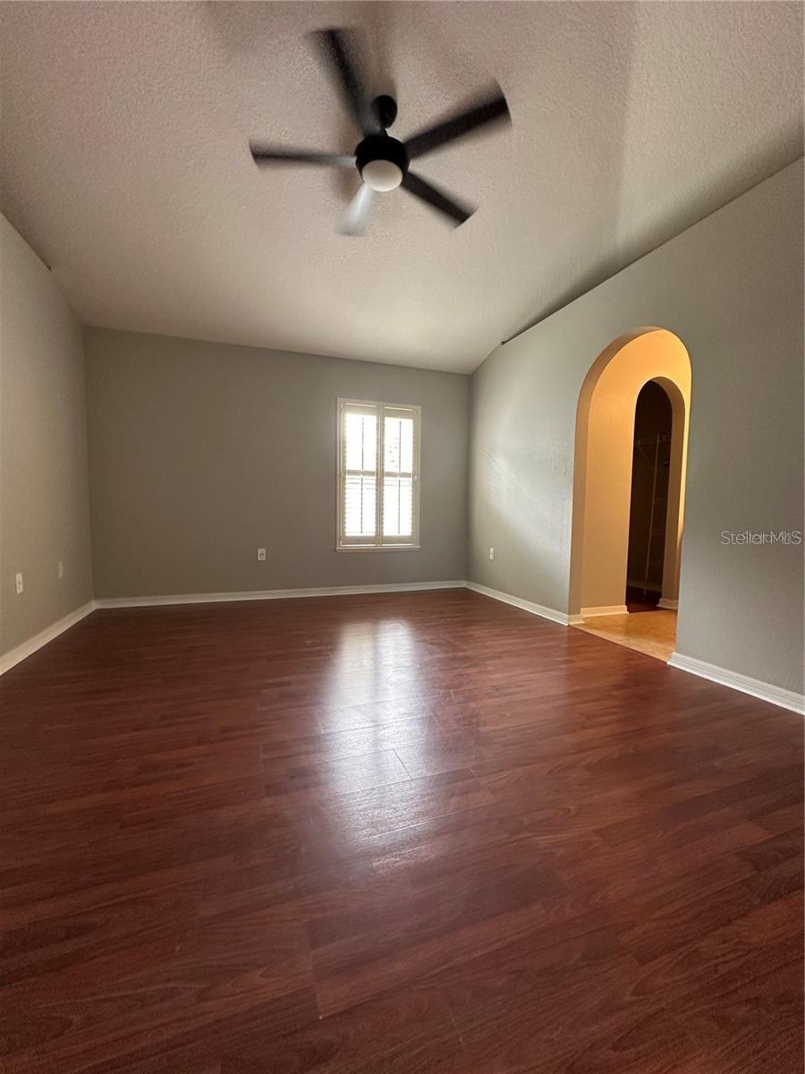 Image 6 of 13 For 13421 Waterford Castle Drive