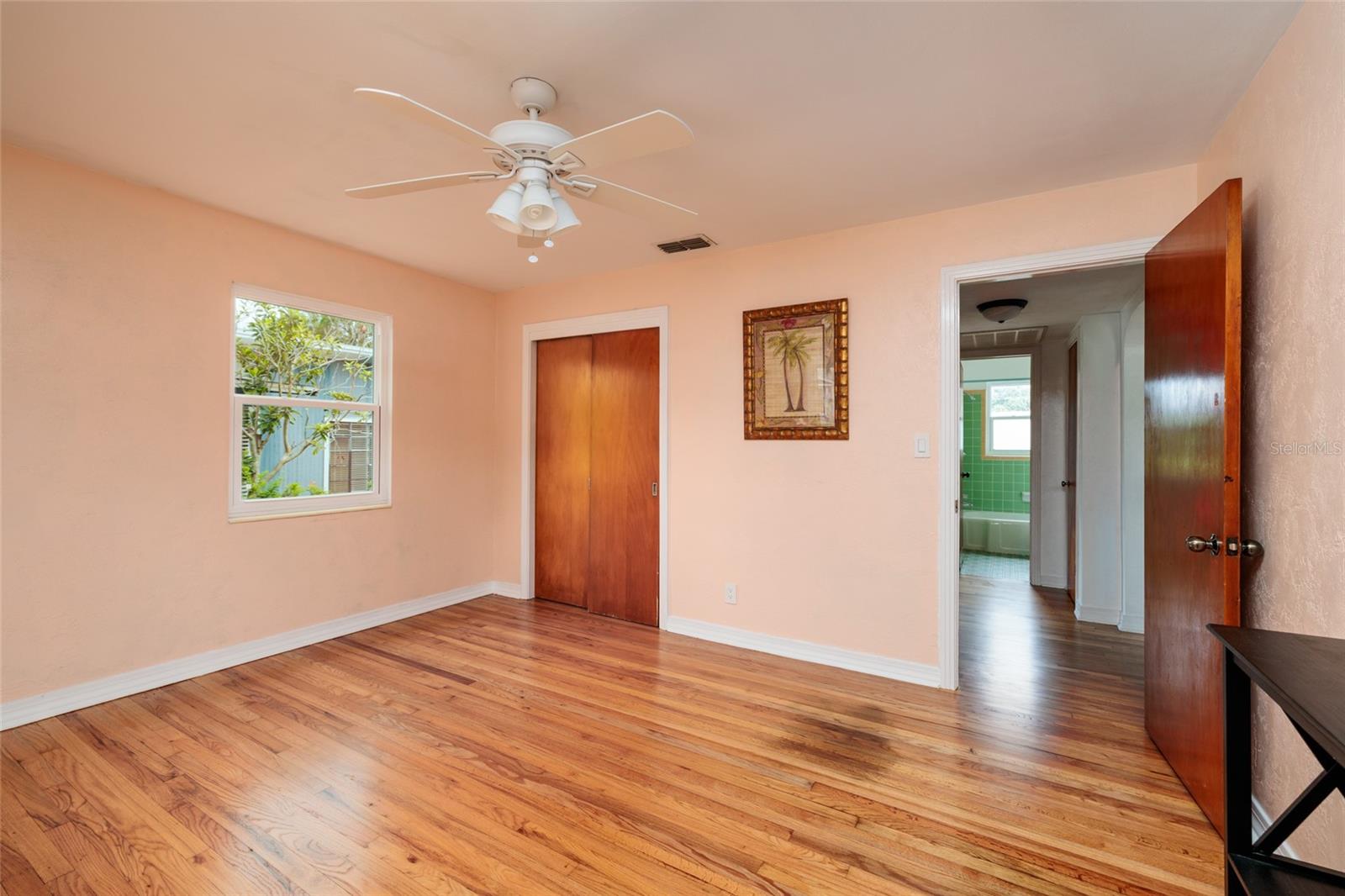 Image 18 of 43 For 3321 14th Street N