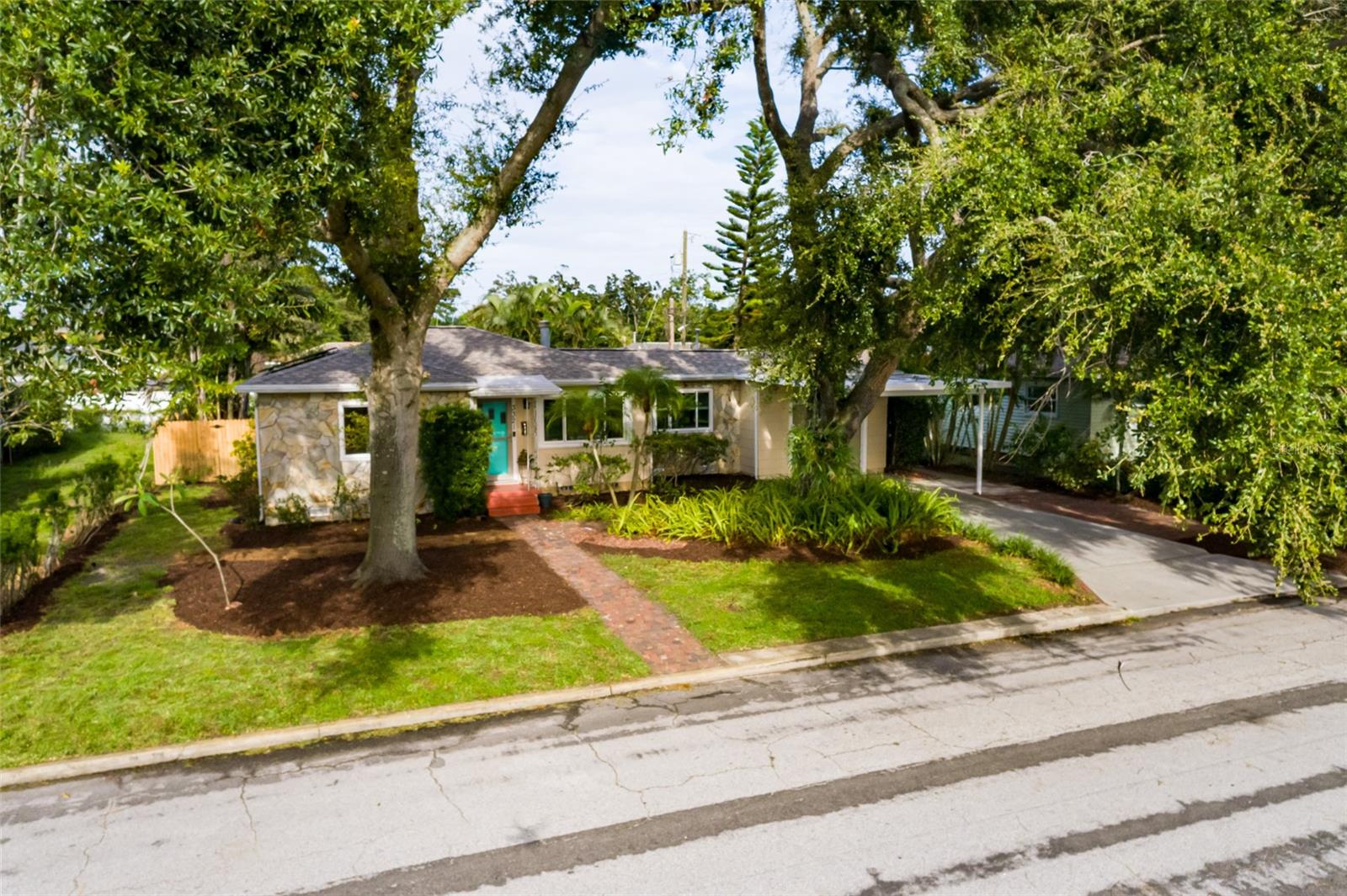 Image 42 of 43 For 3321 14th Street N
