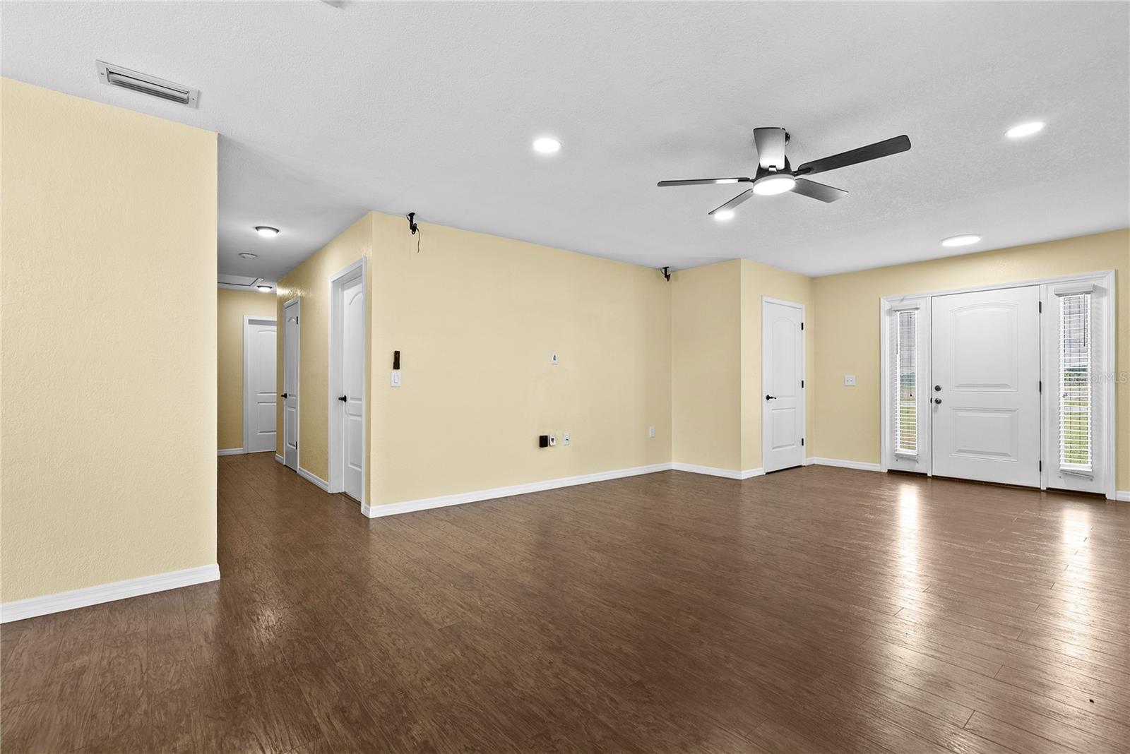 Image 11 of 43 For 9780 Allen Road