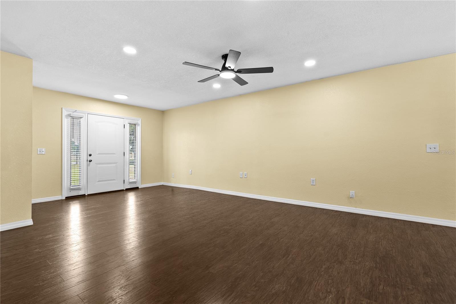 Image 12 of 43 For 9780 Allen Road