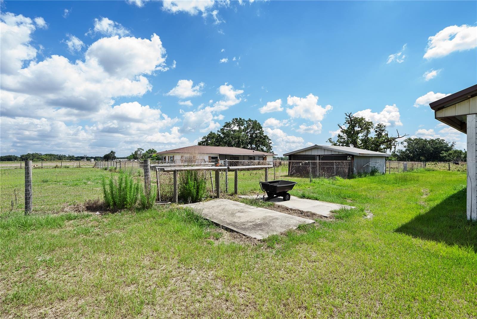 Image 41 of 43 For 9780 Allen Road