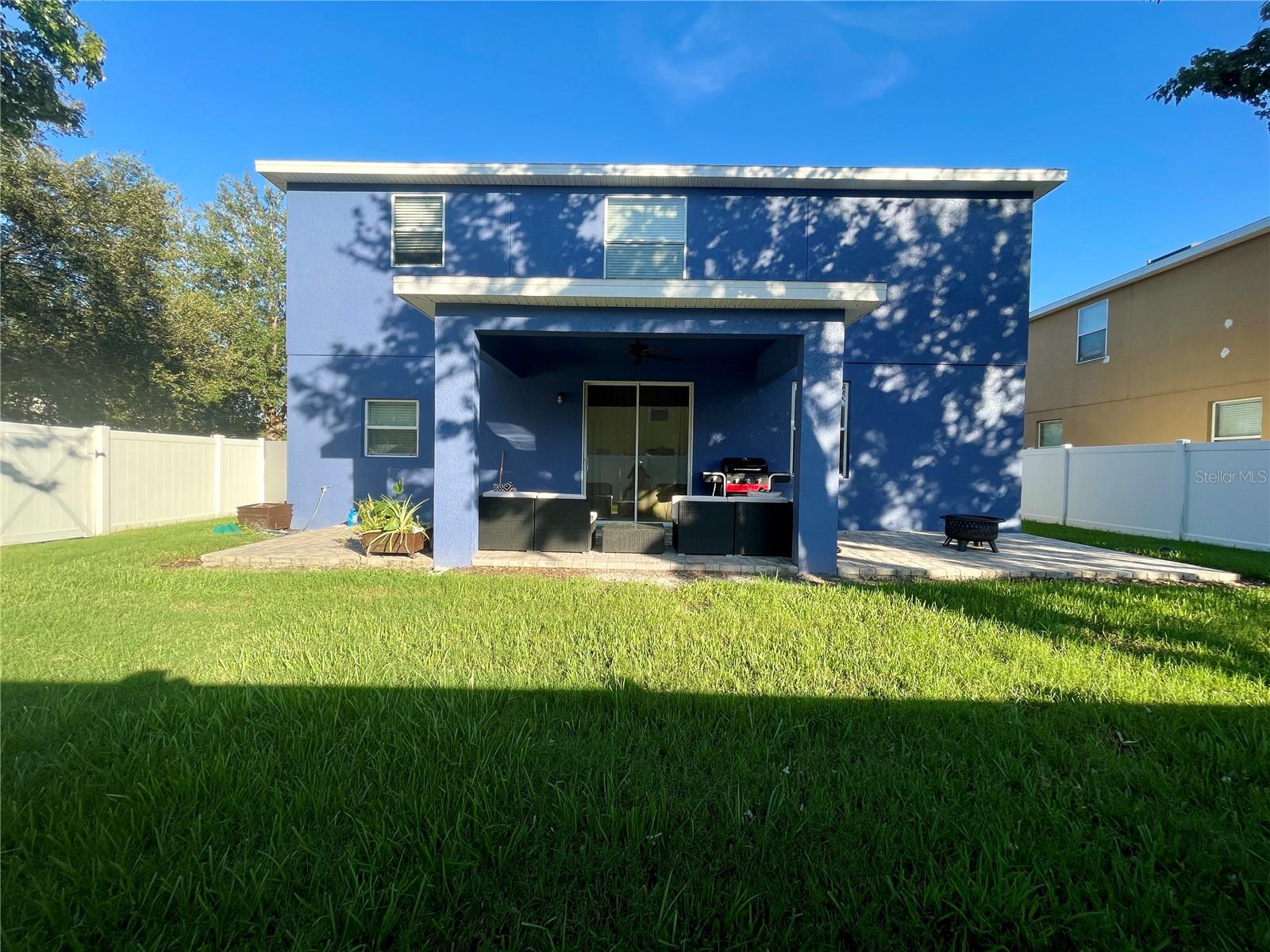 Listing photo id 68 for 2325 Via Bella Boulevard