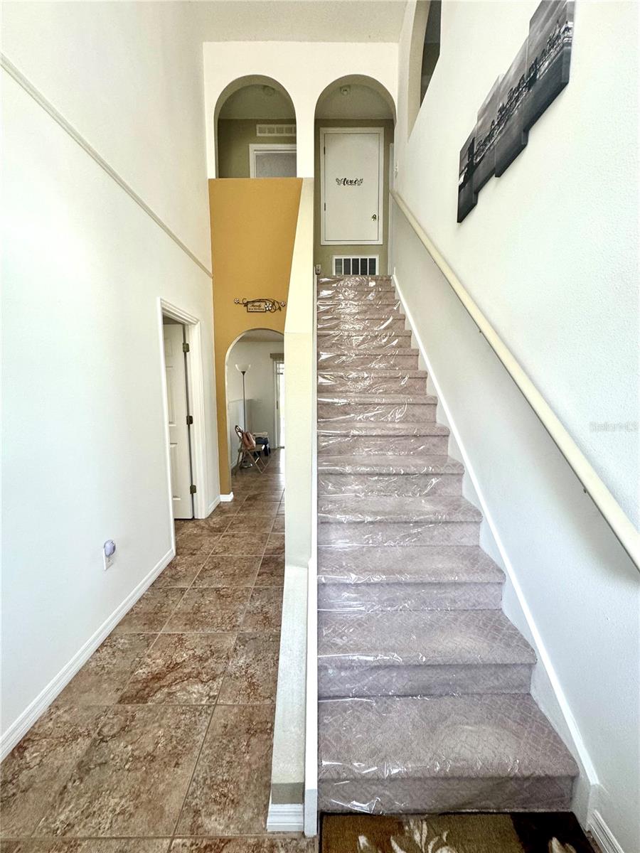 Listing photo id 22 for 3181 Deltona Boulevard