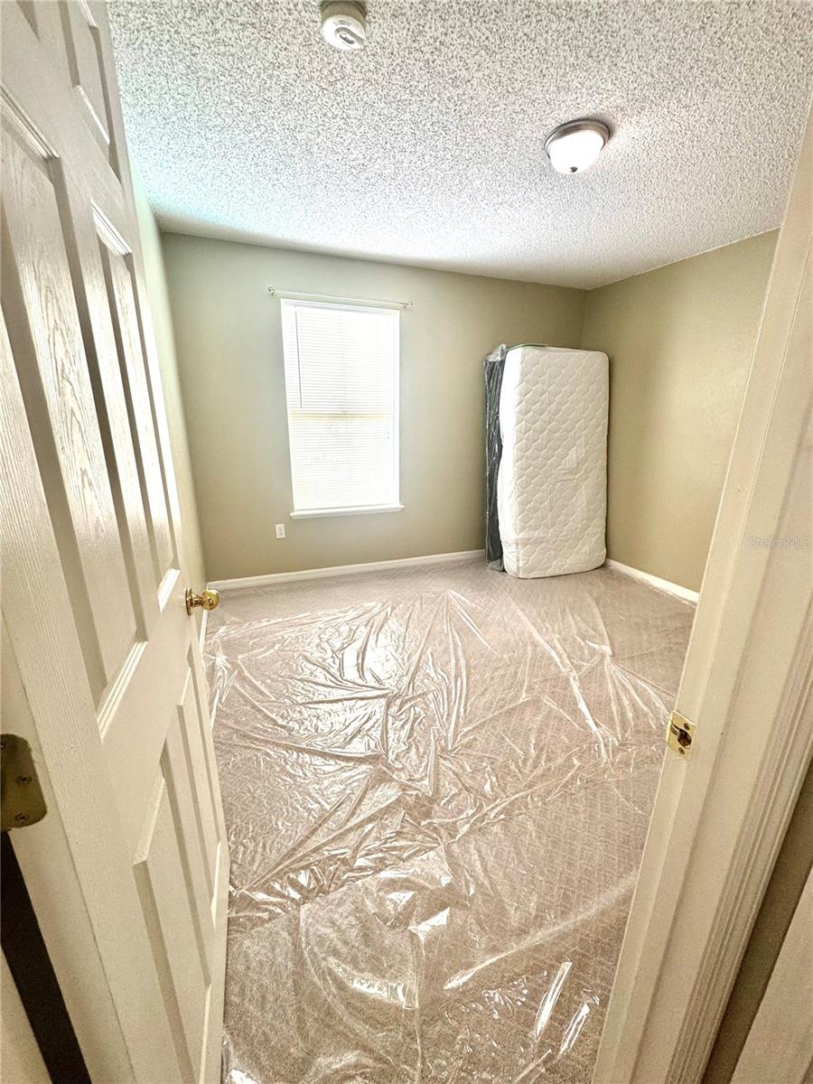 Listing photo id 38 for 3181 Deltona Boulevard