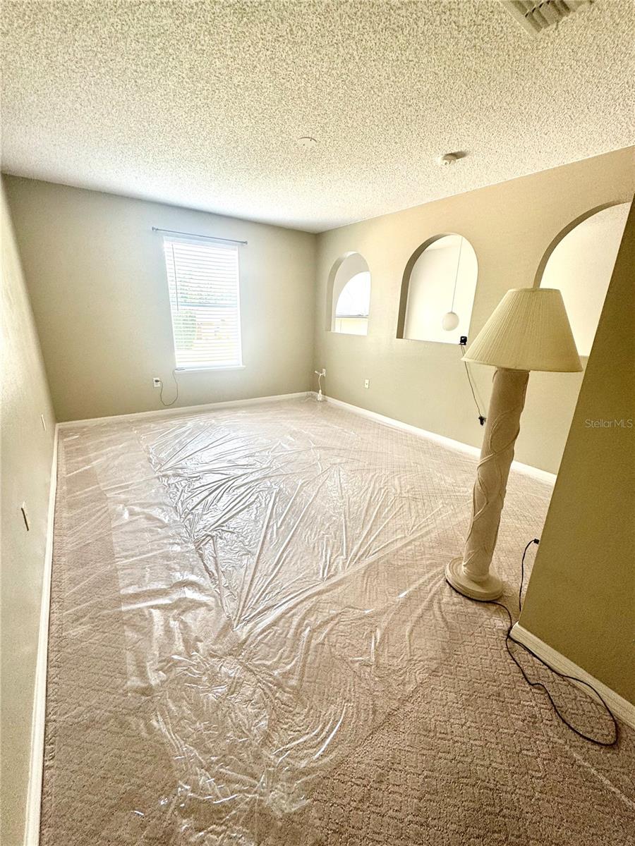 Listing photo id 39 for 3181 Deltona Boulevard
