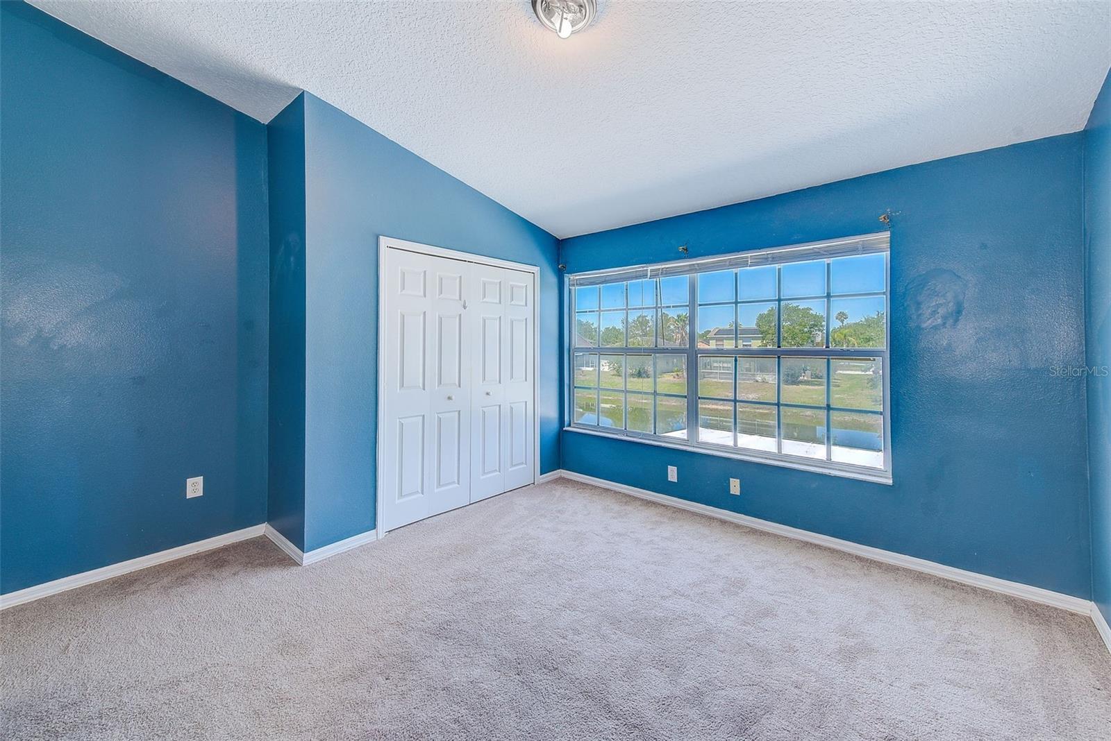 Image 18 of 38 For 727 Kensington Lake Circle