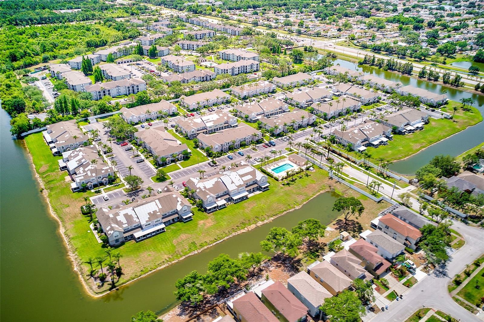 Image 31 of 38 For 727 Kensington Lake Circle