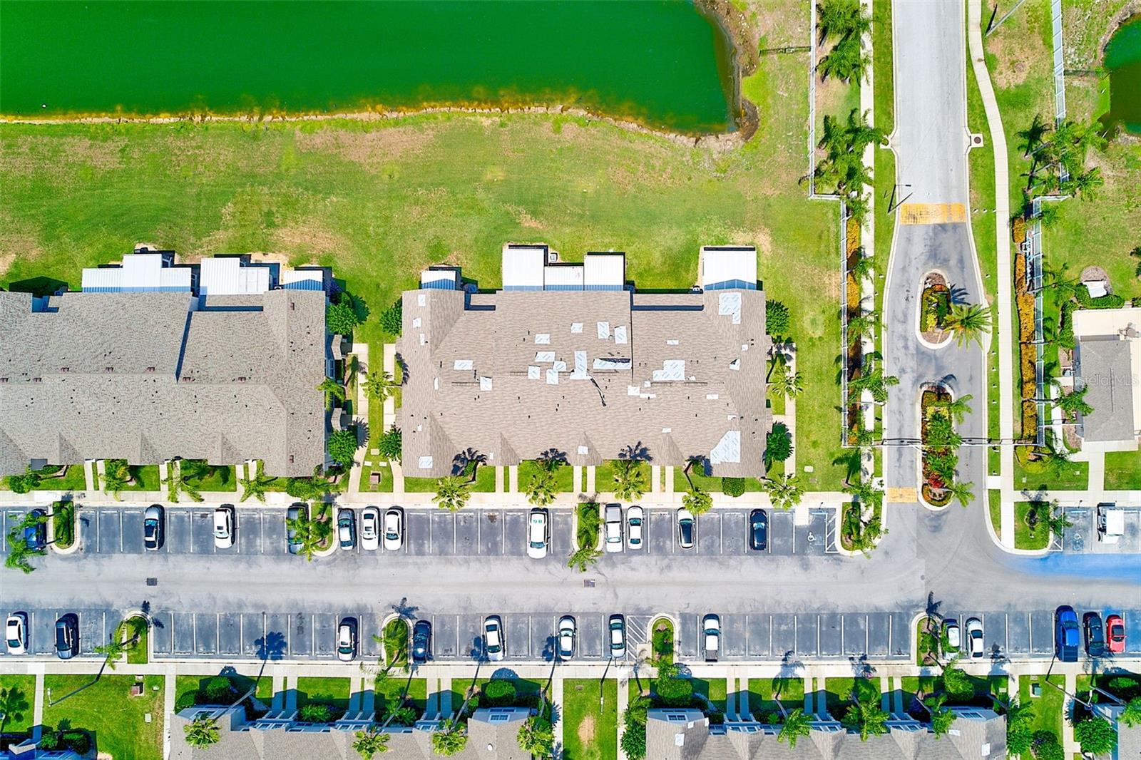 Image 33 of 38 For 727 Kensington Lake Circle