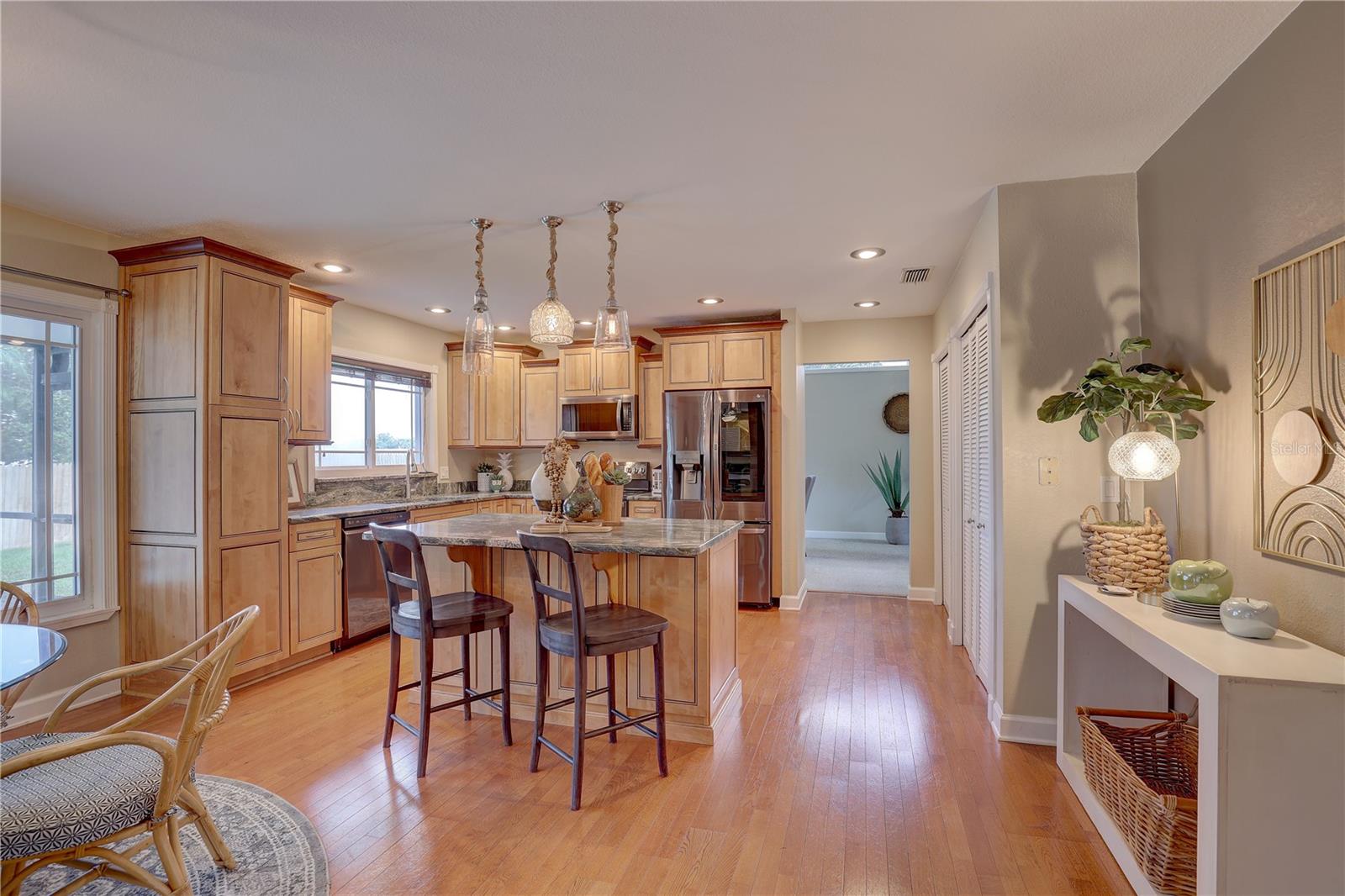Image 15 of 56 For 7600 Drew Oak Drive