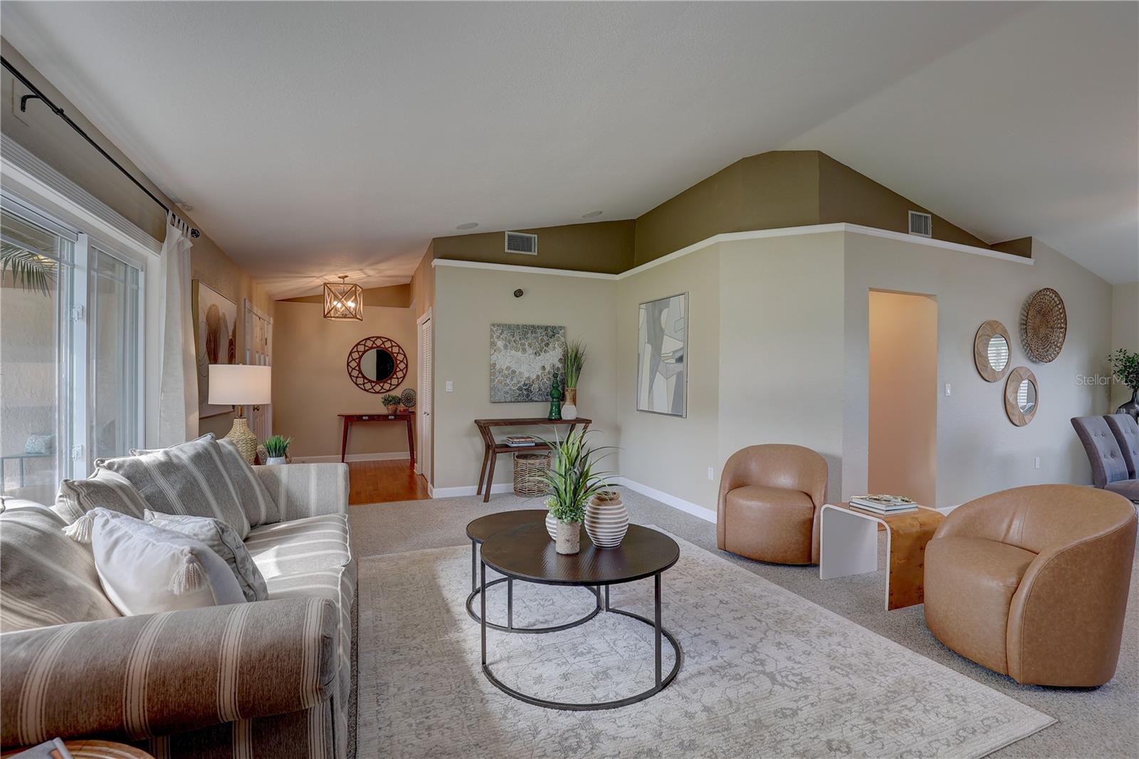 Image 16 of 56 For 7600 Drew Oak Drive