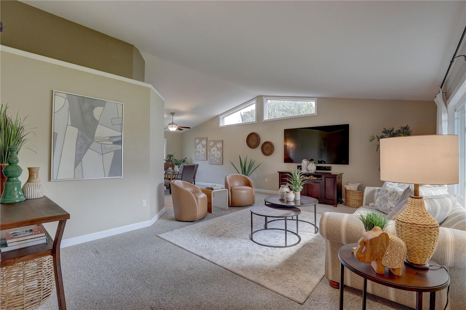 Image 17 of 56 For 7600 Drew Oak Drive