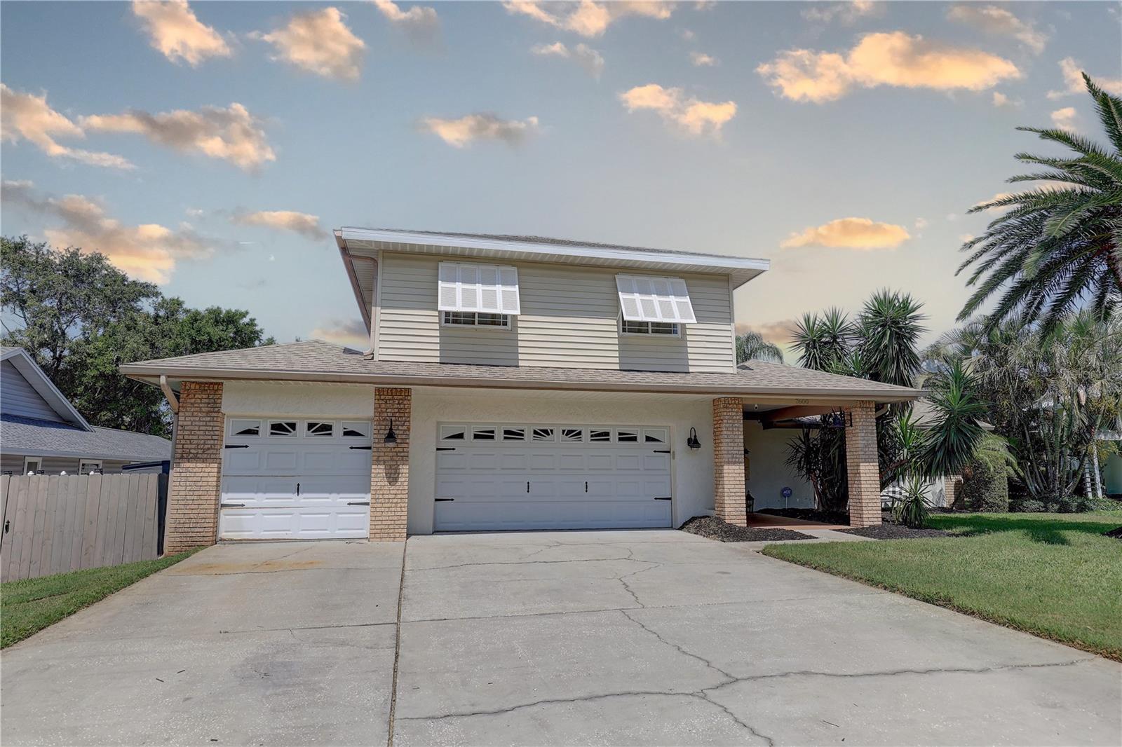 Image 2 of 56 For 7600 Drew Oak Drive
