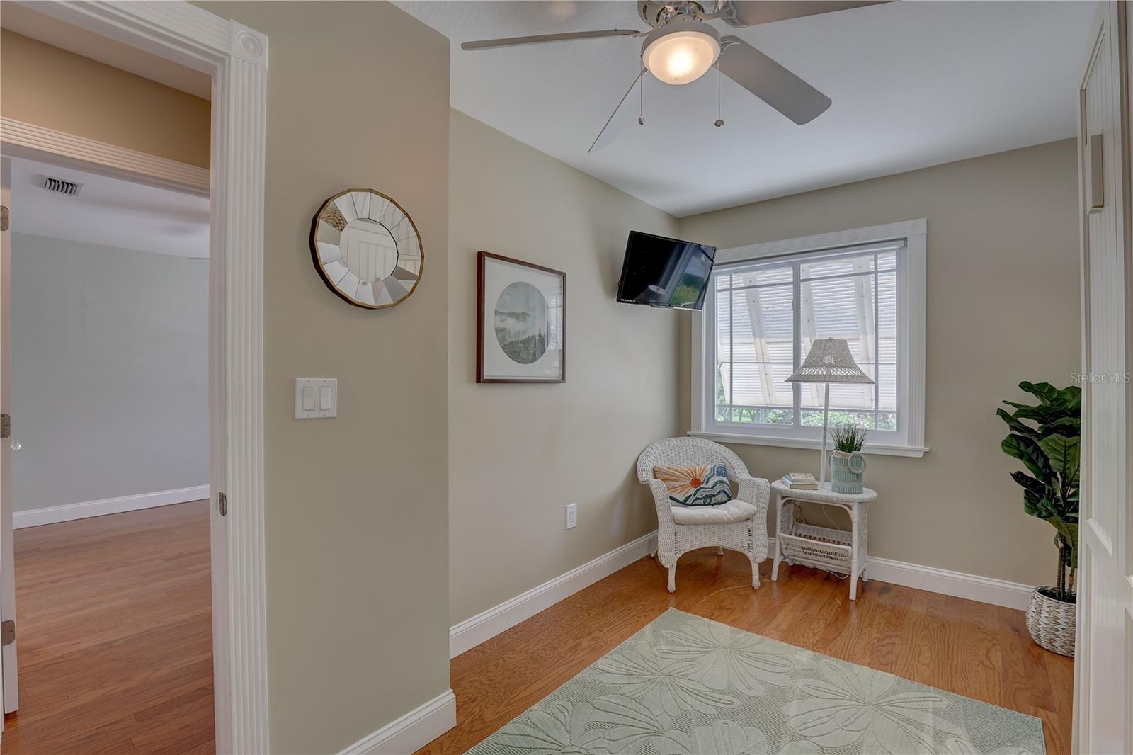 Image 37 of 56 For 7600 Drew Oak Drive