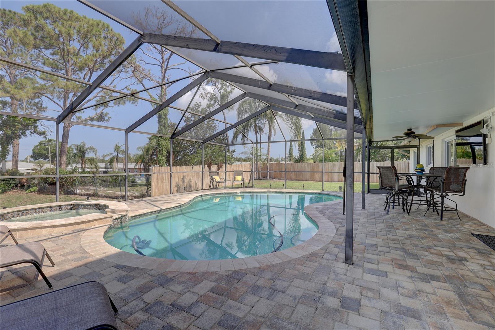 Image 46 of 56 For 7600 Drew Oak Drive