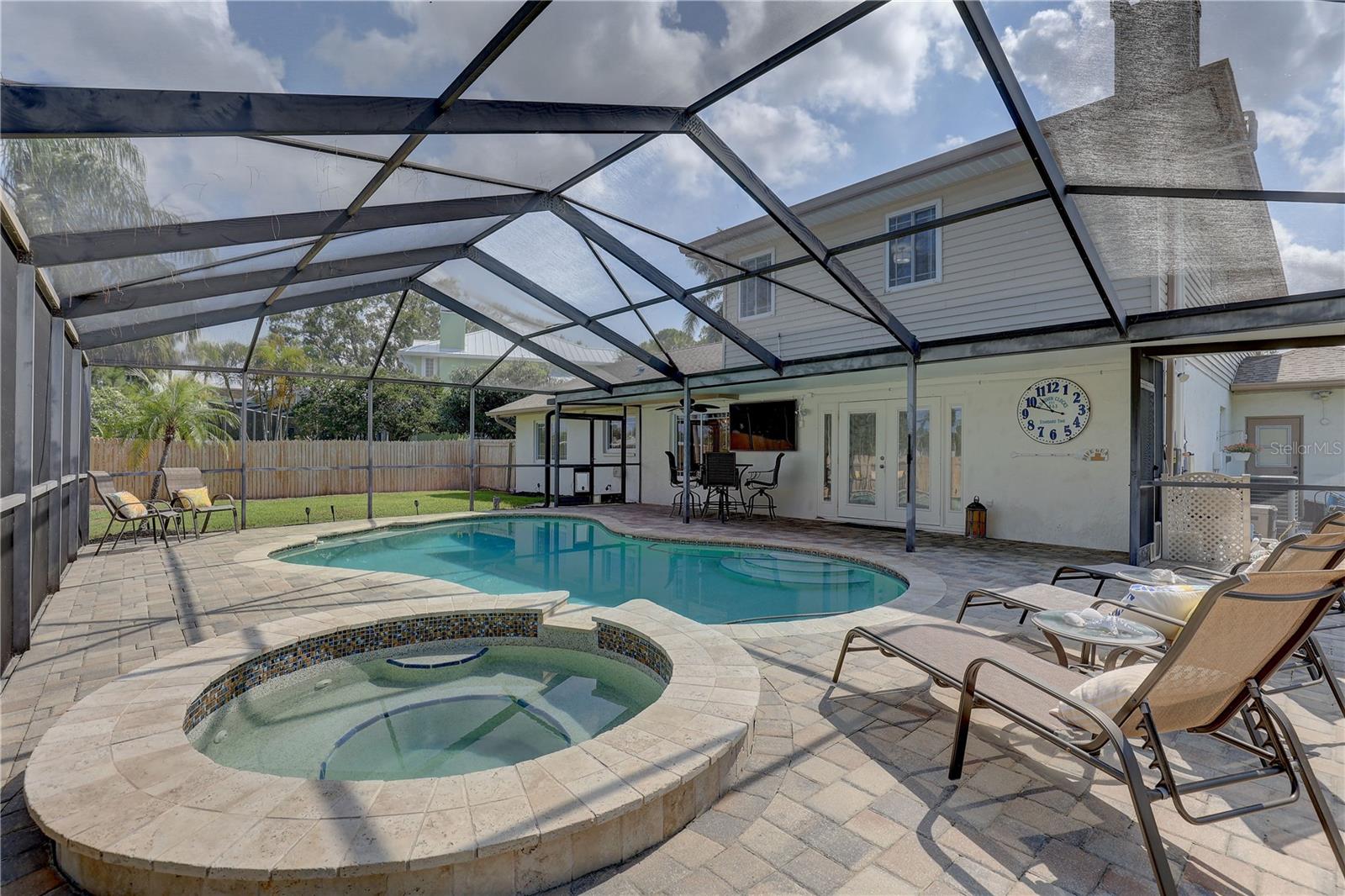 Image 47 of 56 For 7600 Drew Oak Drive