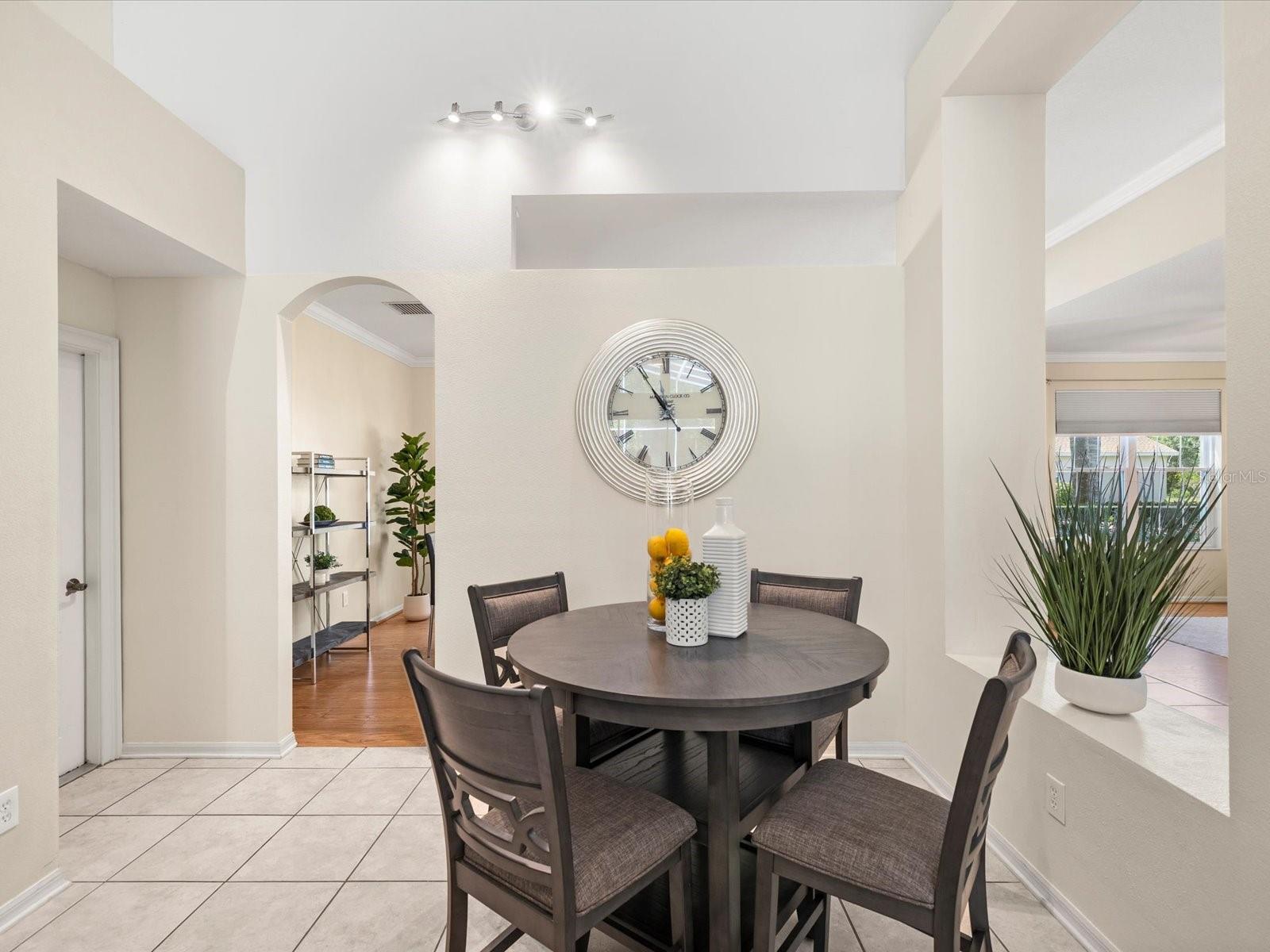 Image 12 of 55 For 7935 Calindra Court