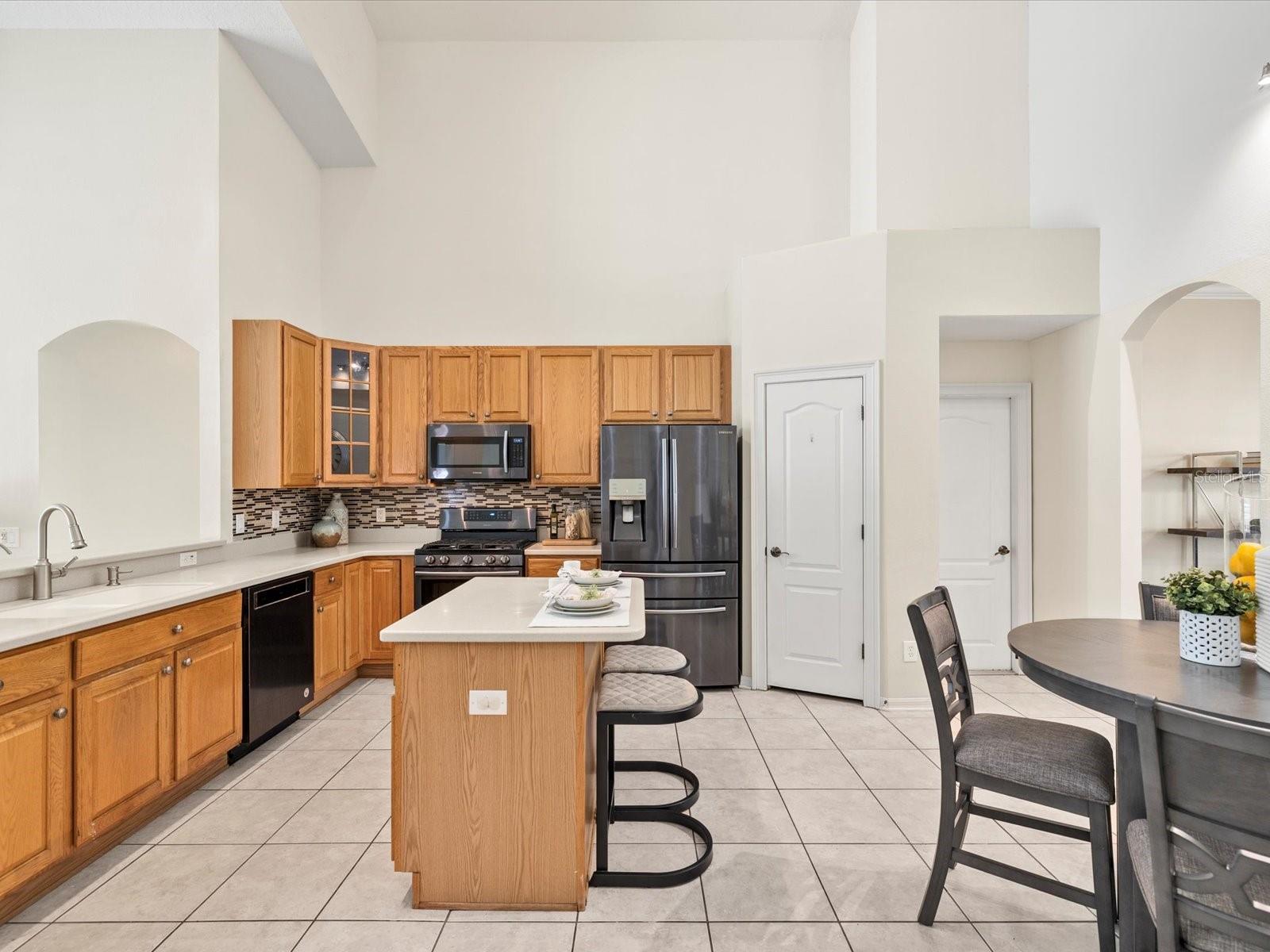 Image 13 of 55 For 7935 Calindra Court