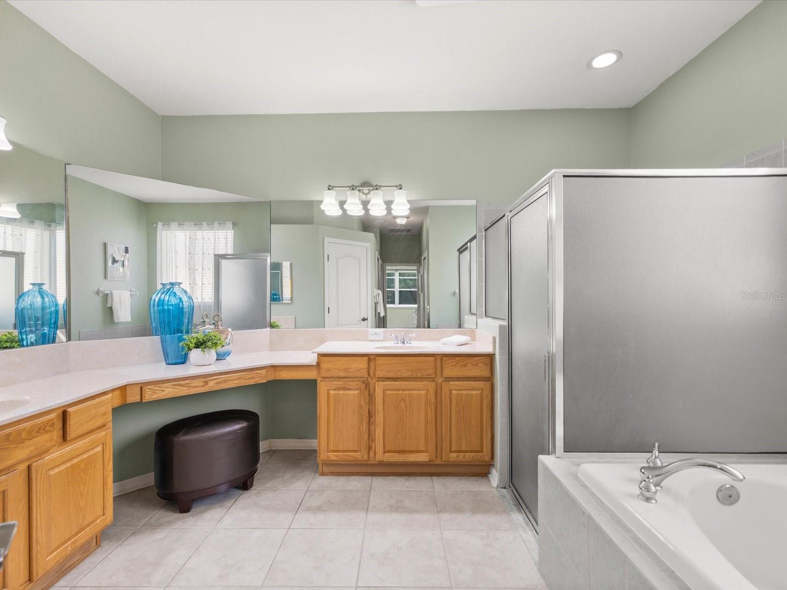 Image 24 of 55 For 7935 Calindra Court