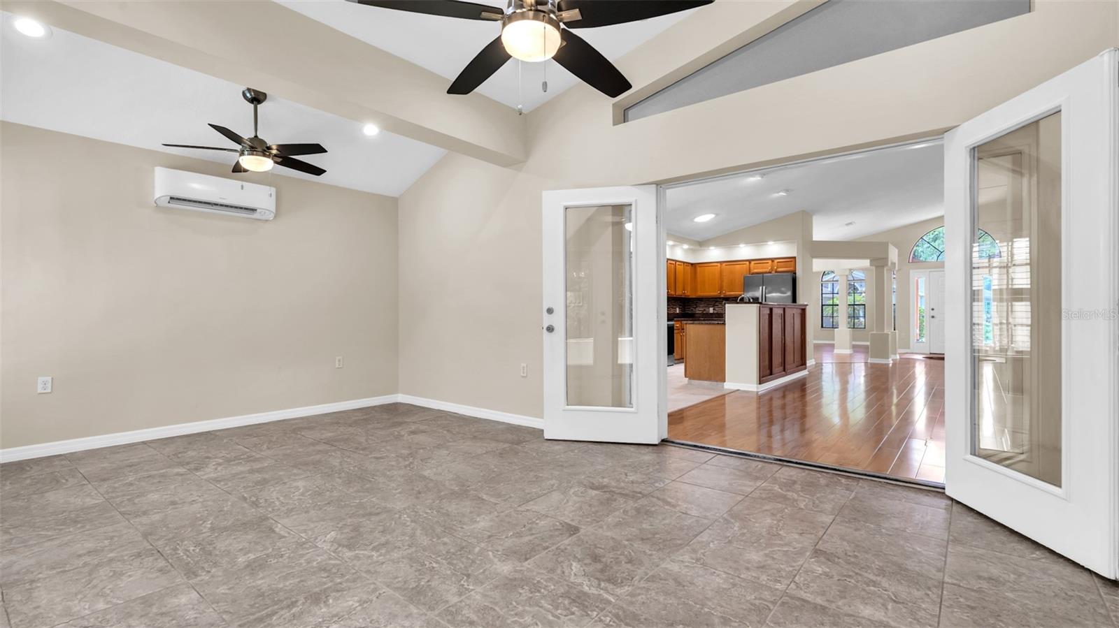 Image 13 of 53 For 9735 Conservation Drive