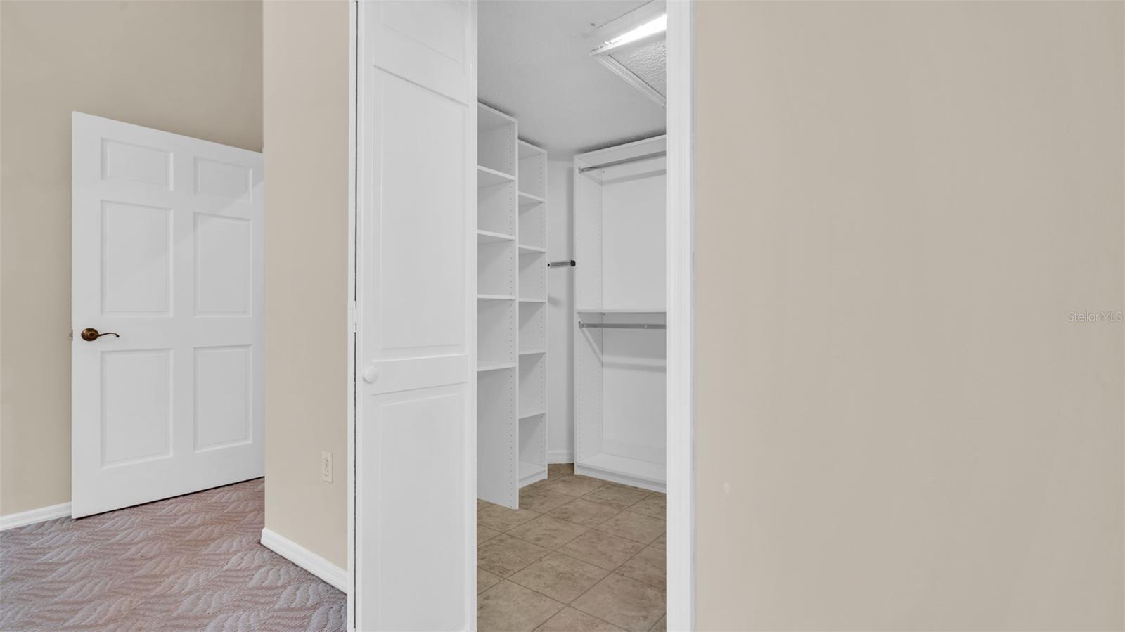 Image 18 of 53 For 9735 Conservation Drive