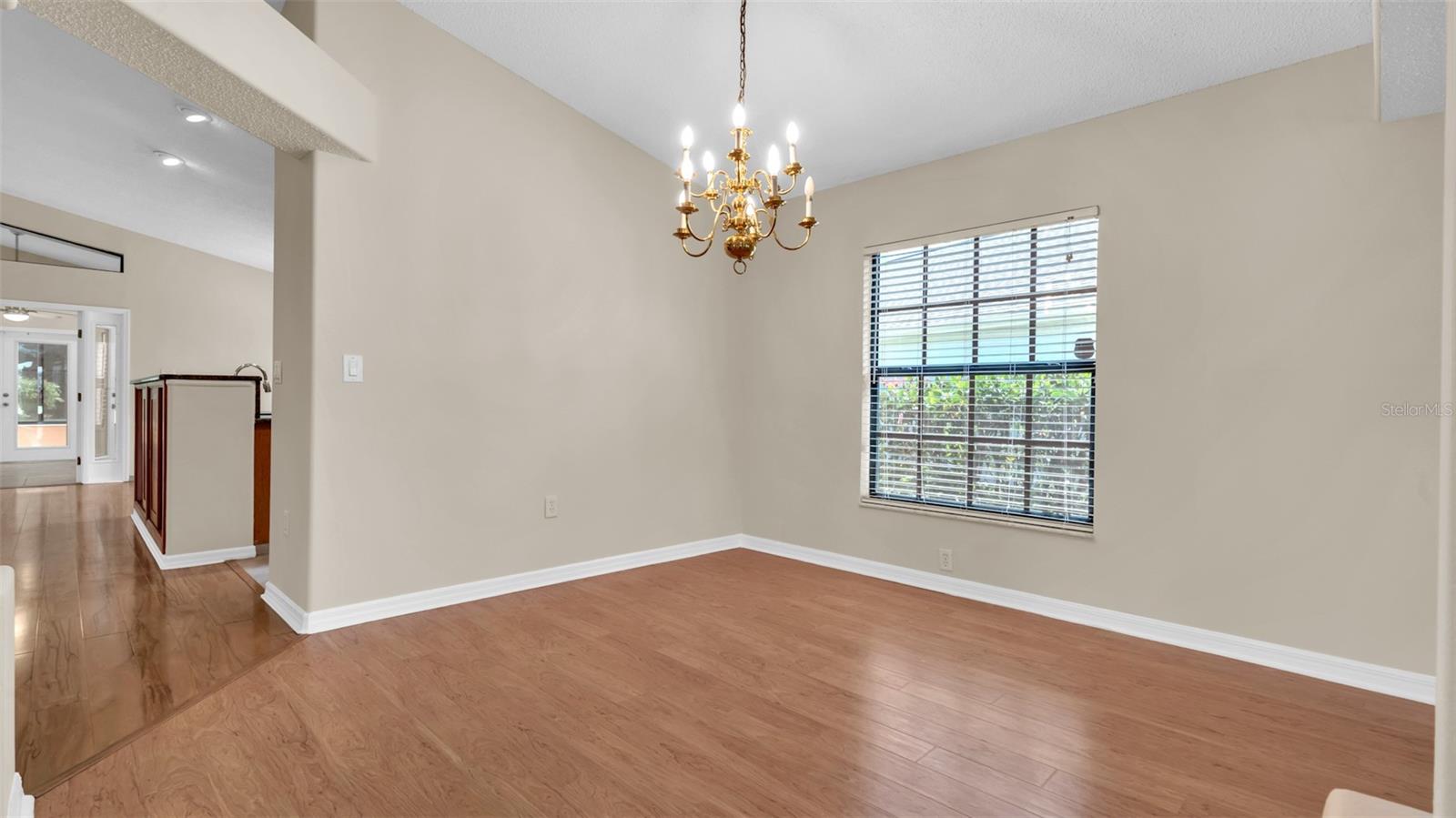 Image 5 of 53 For 9735 Conservation Drive