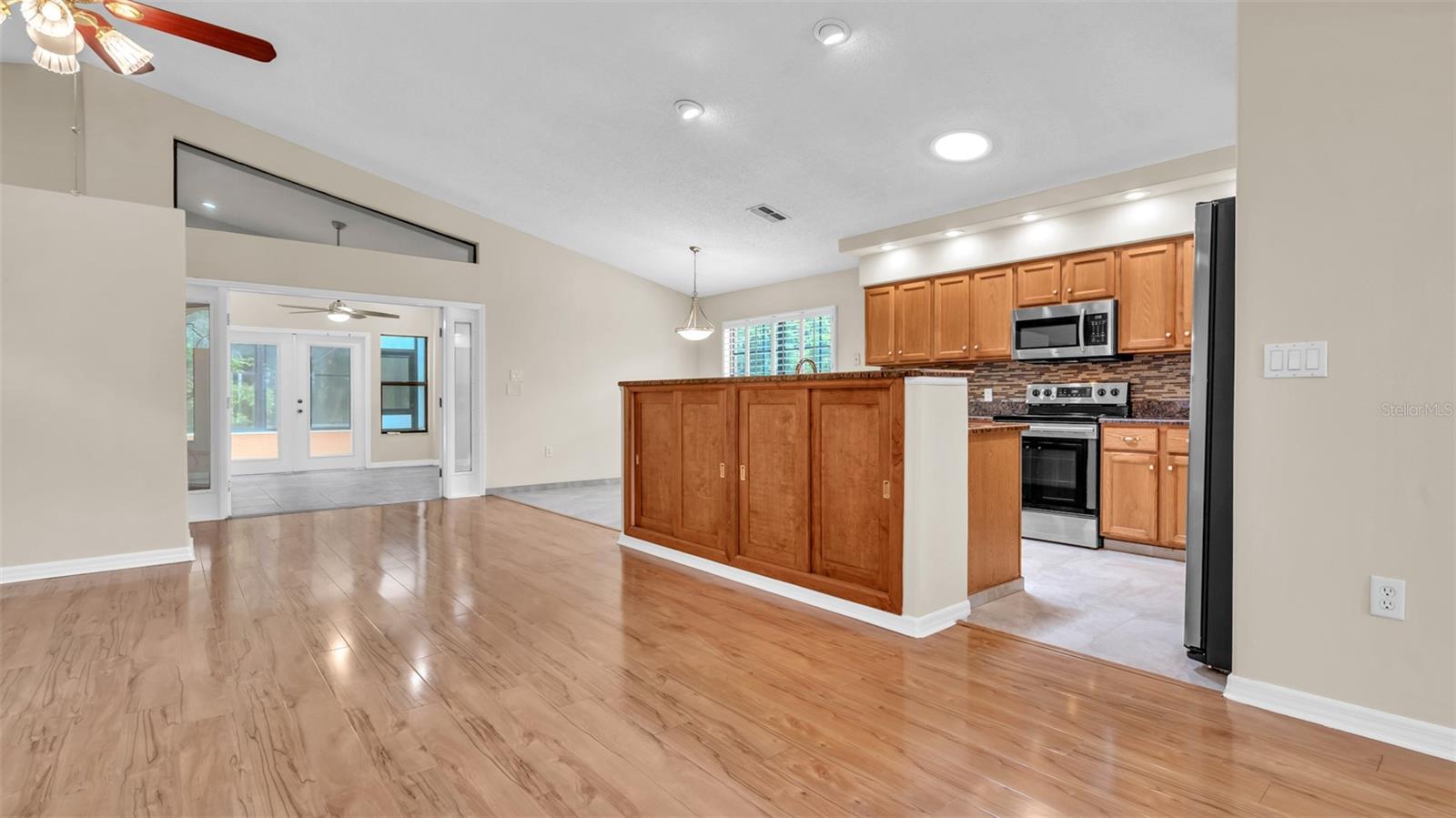 Image 8 of 53 For 9735 Conservation Drive