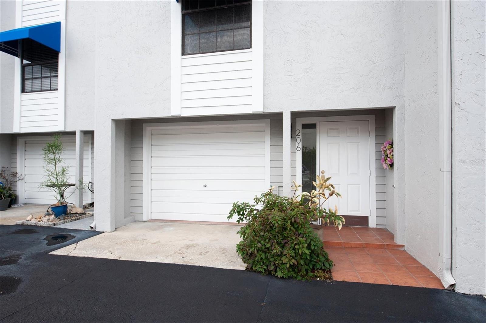 Image 29 of 45 For 745 Pinellas Bayway S 206