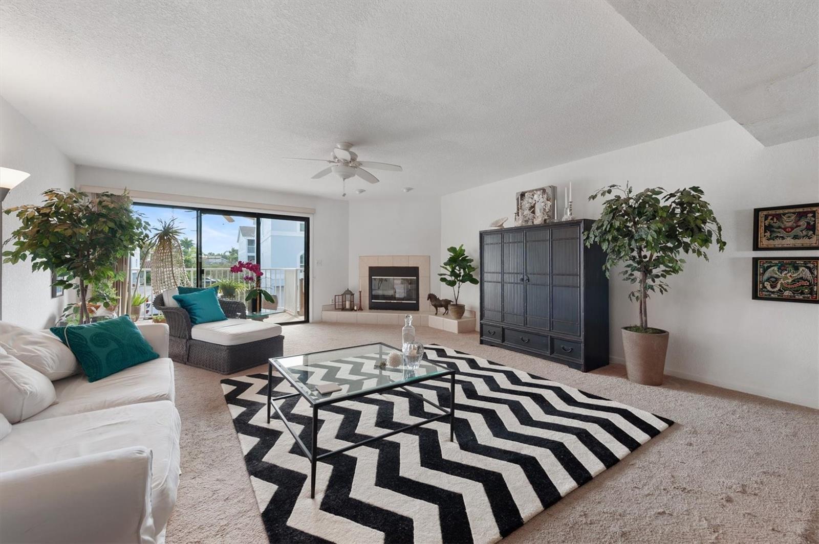 Image 5 of 45 For 745 Pinellas Bayway S 206