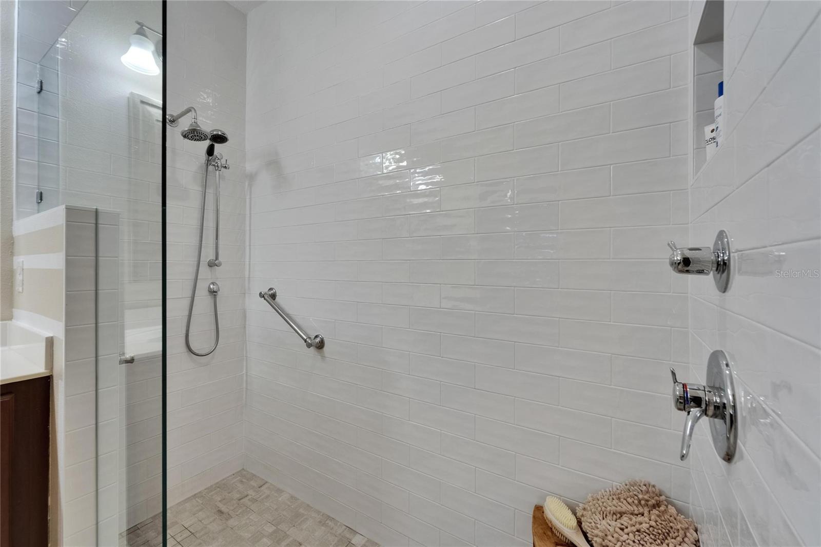 Image 37 of 91 For 5646 Sunset Falls Drive
