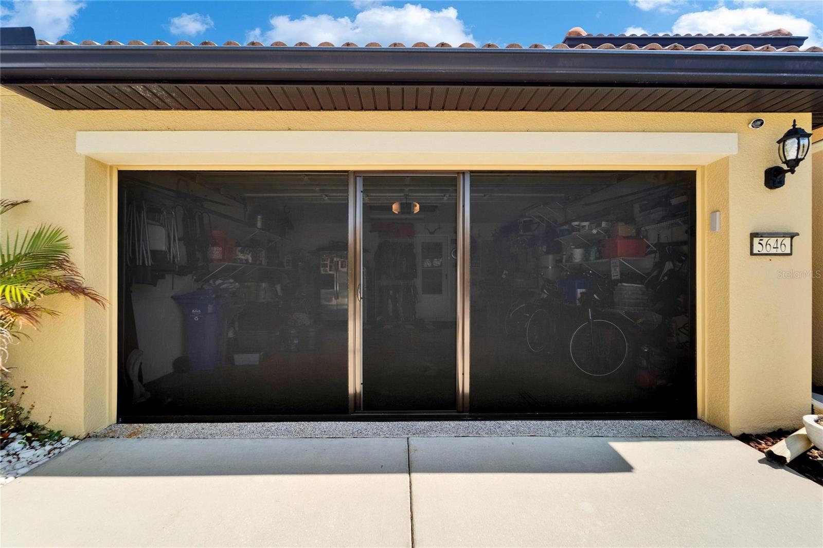 Image 8 of 91 For 5646 Sunset Falls Drive