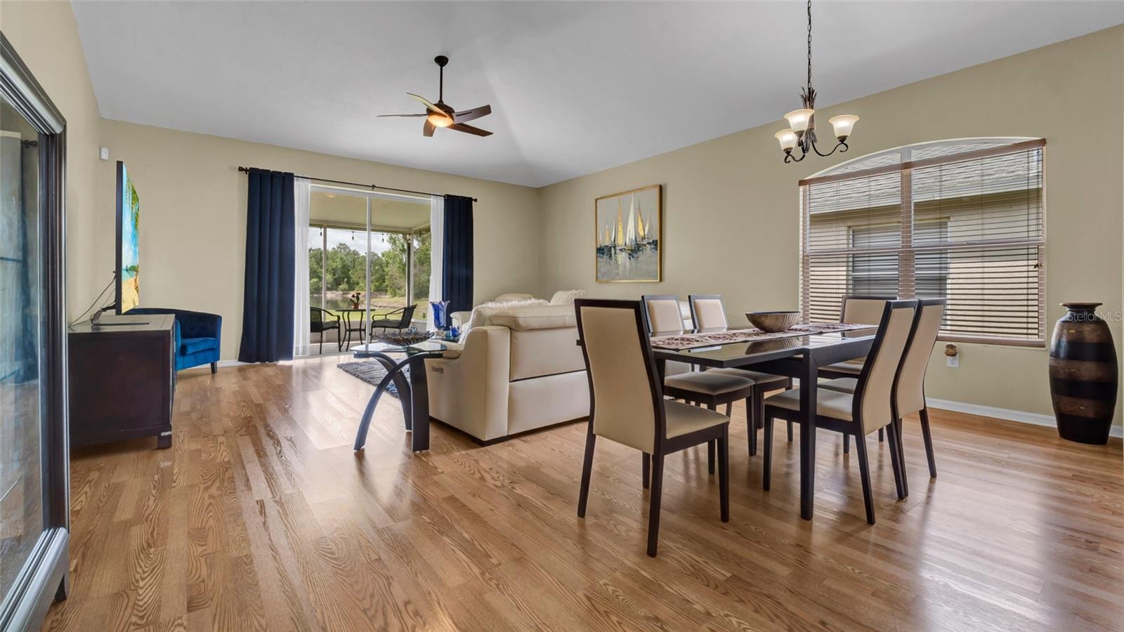 Image 10 of 39 For 29753 Birds Eye Drive