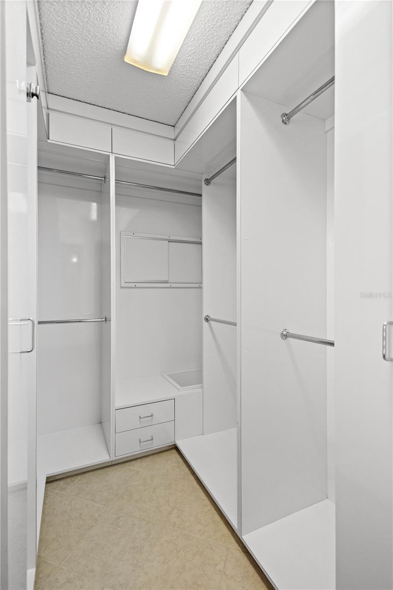 Listing photo id 8 for 77 Gulfwinds Drive