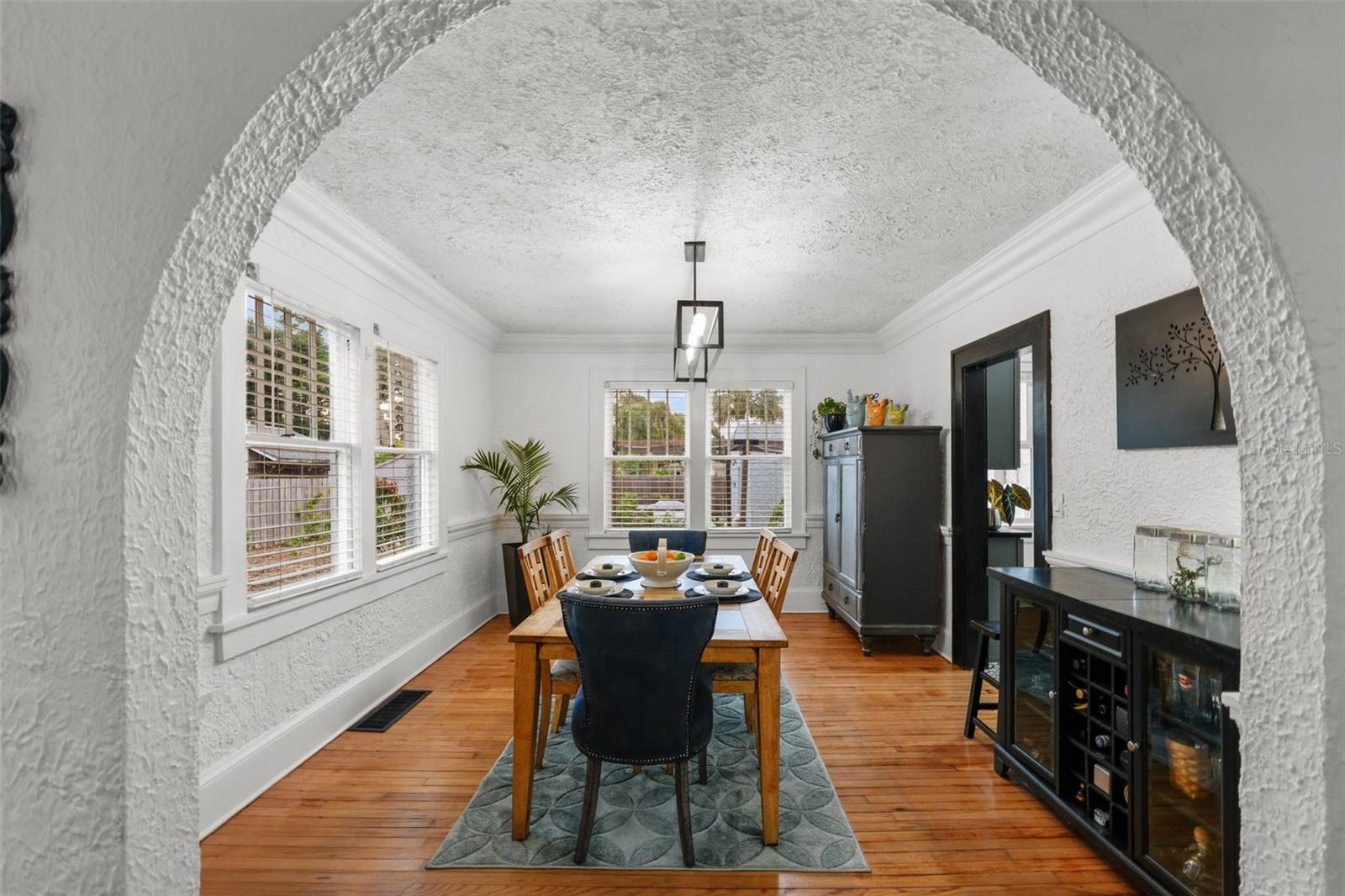 Image 10 of 100 For 6251 4th Avenue S