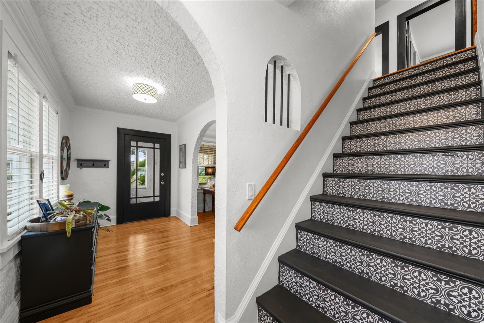 Image 14 of 100 For 6251 4th Avenue S