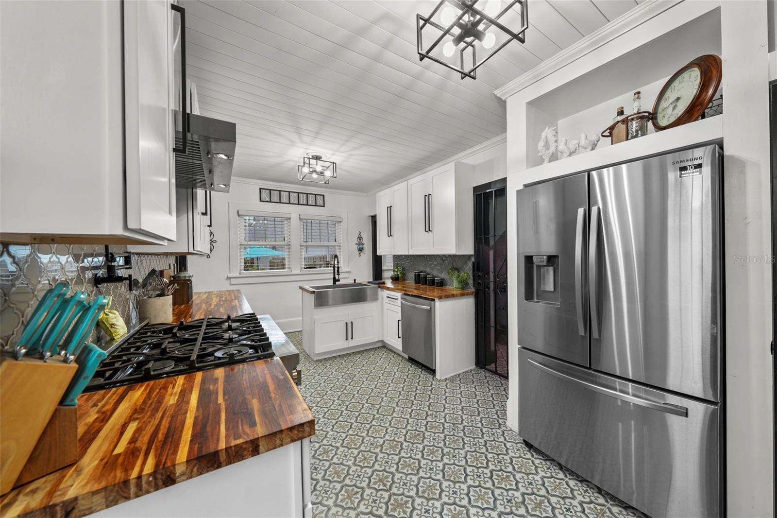 Image 32 of 100 For 6251 4th Avenue S