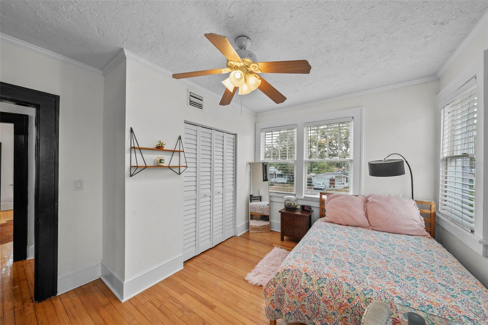 Image 55 of 100 For 6251 4th Avenue S