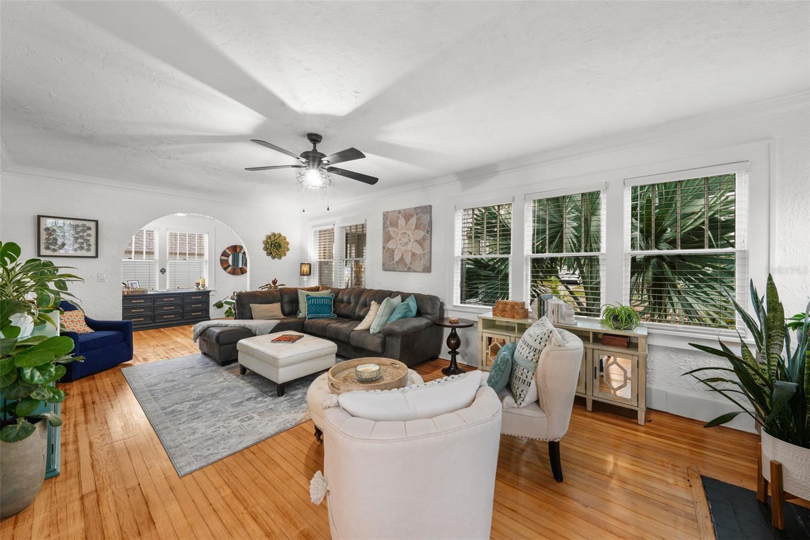 Image 8 of 100 For 6251 4th Avenue S