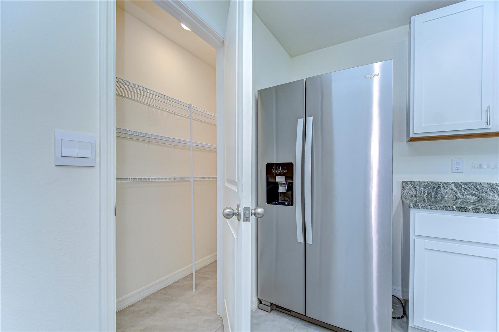 Image 16 of 28 For 38255 Sonnet Landing Avenue