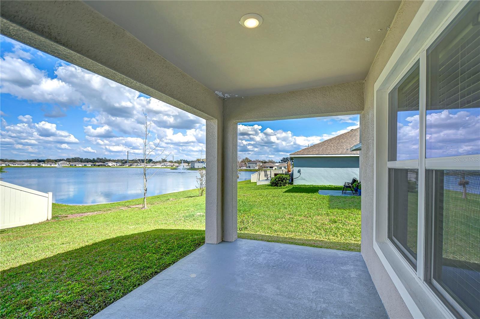 Image 5 of 28 For 38255 Sonnet Landing Avenue