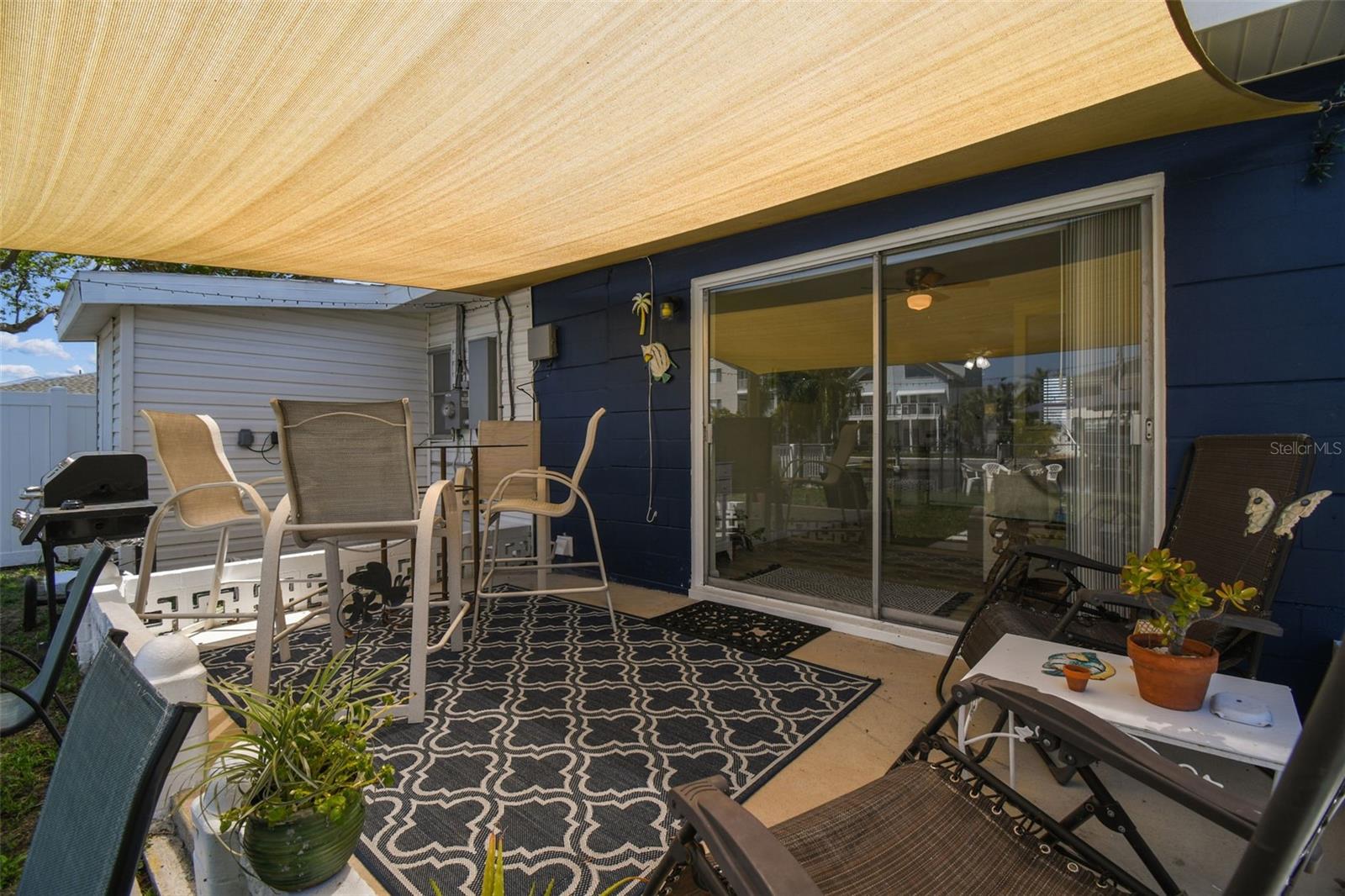 Listing photo id 35 for 13920 Berkowitz Avenue