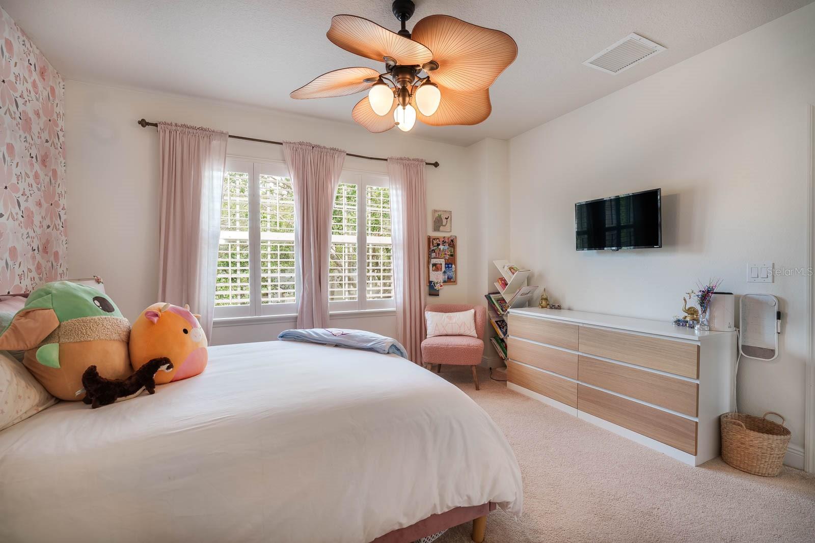 Image 33 of 73 For 16170 Colchester Palms Drive