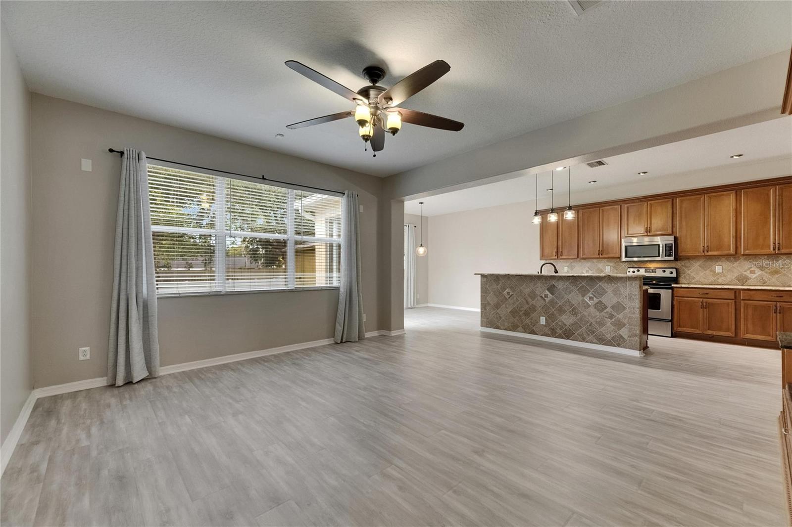 Image 22 of 82 For 7013 Early Gold Lane