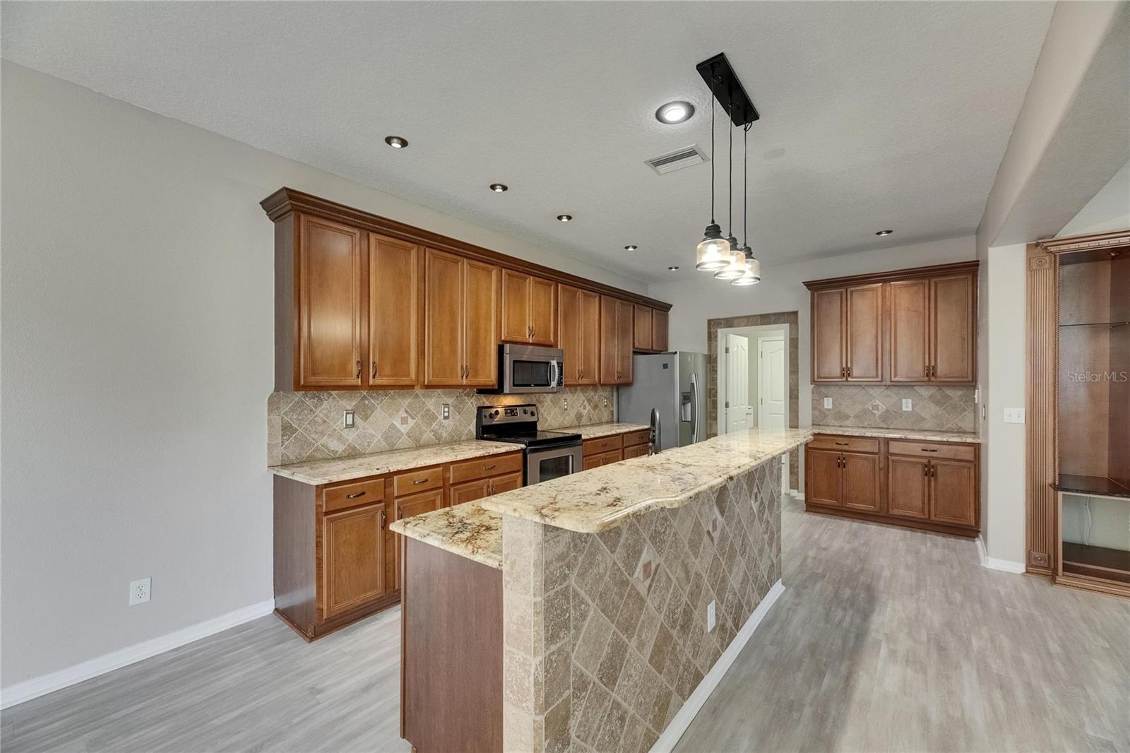 Image 29 of 82 For 7013 Early Gold Lane