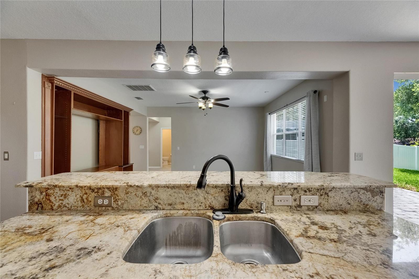 Image 32 of 82 For 7013 Early Gold Lane