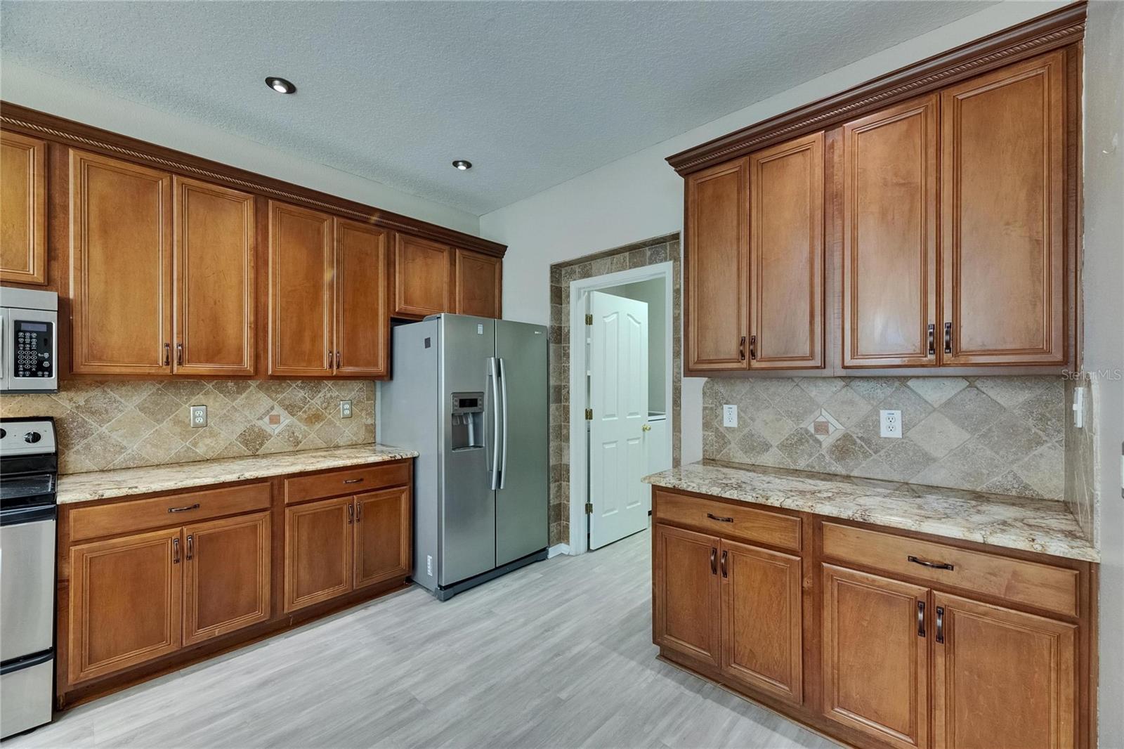 Image 34 of 82 For 7013 Early Gold Lane