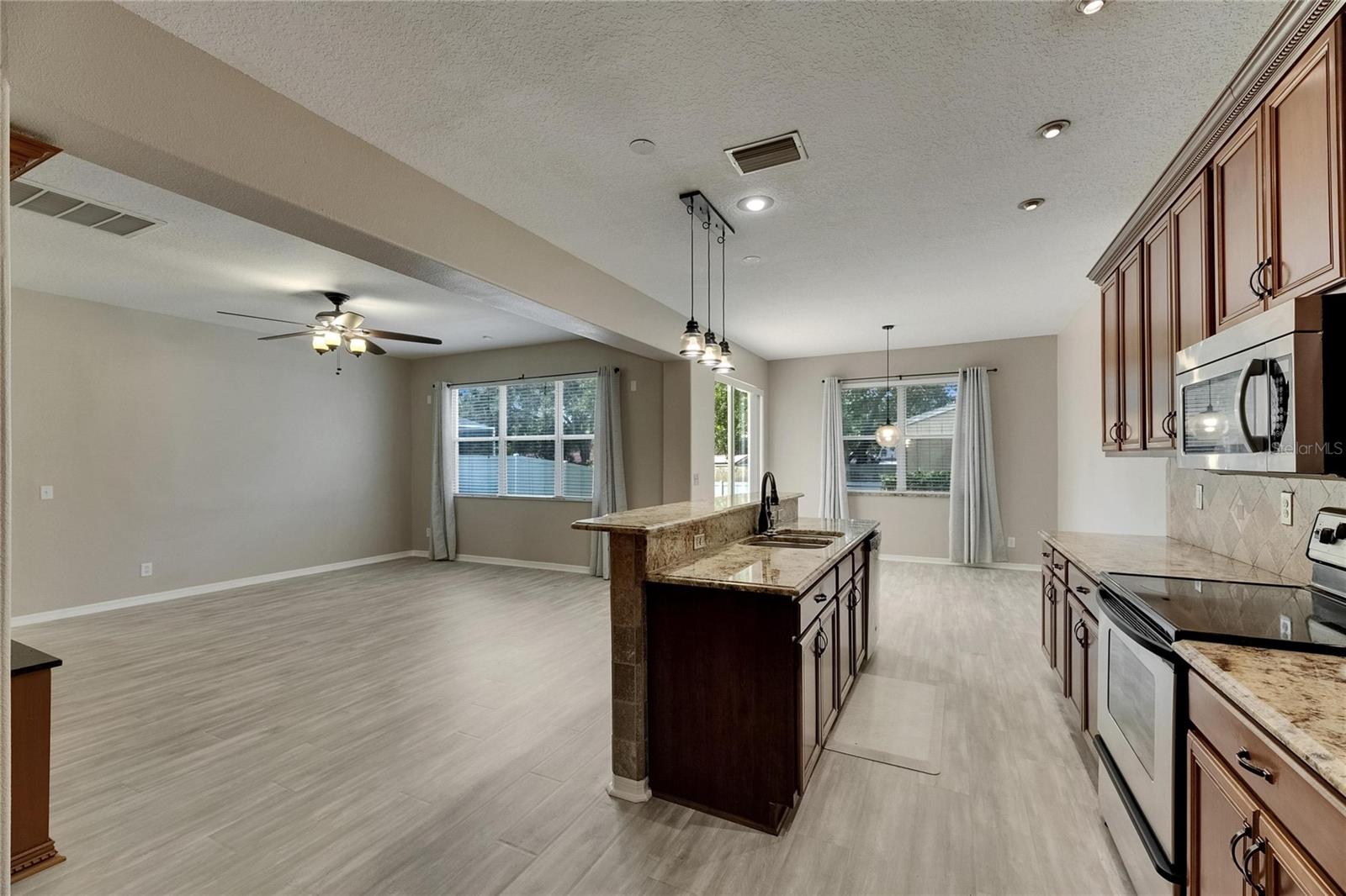 Image 35 of 82 For 7013 Early Gold Lane