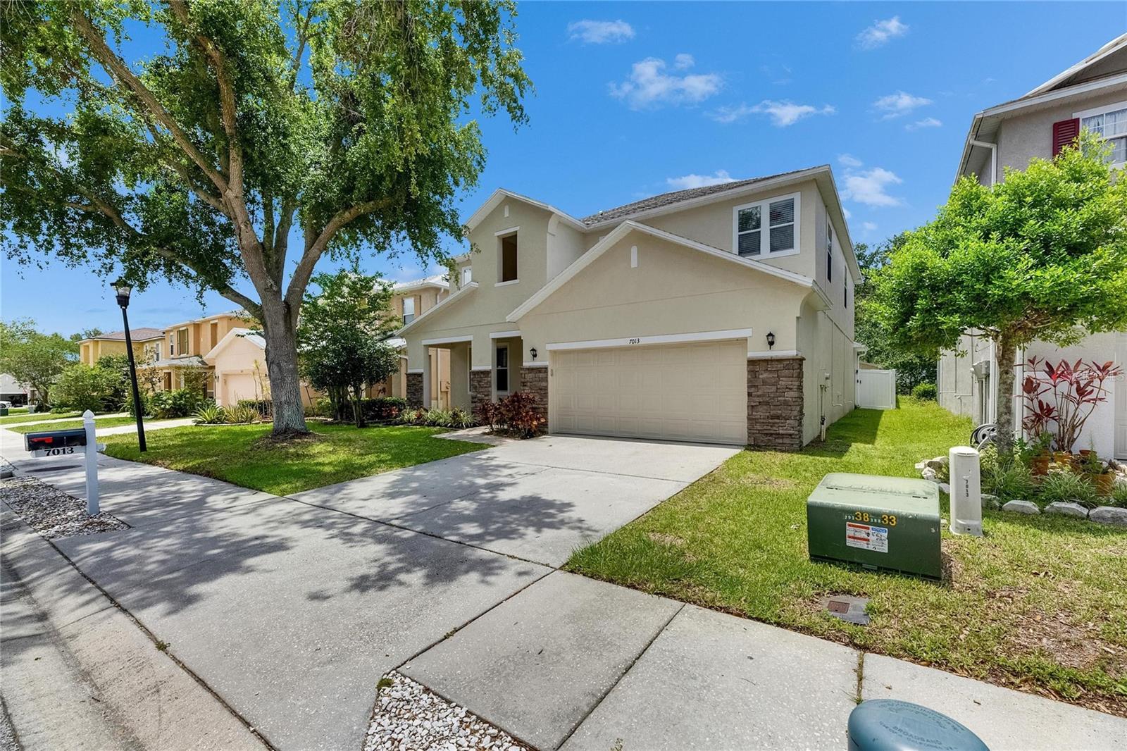 Image 9 of 82 For 7013 Early Gold Lane