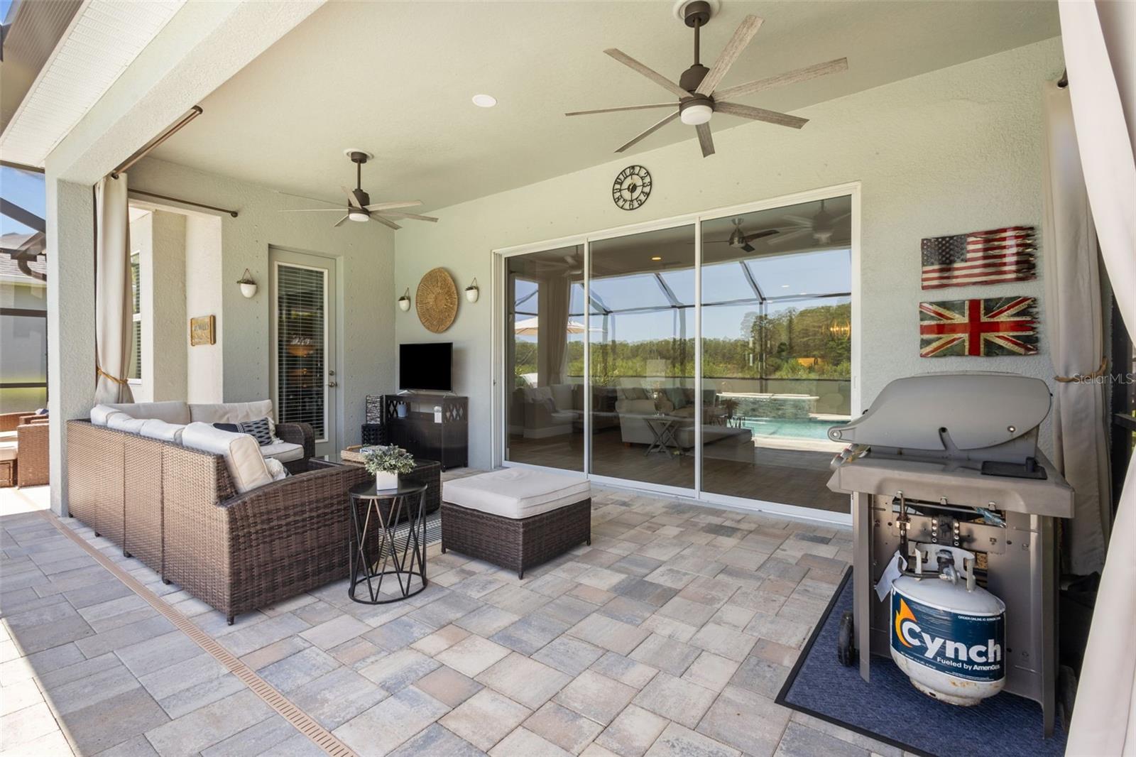 Listing photo id 24 for 3161 Satilla Loop