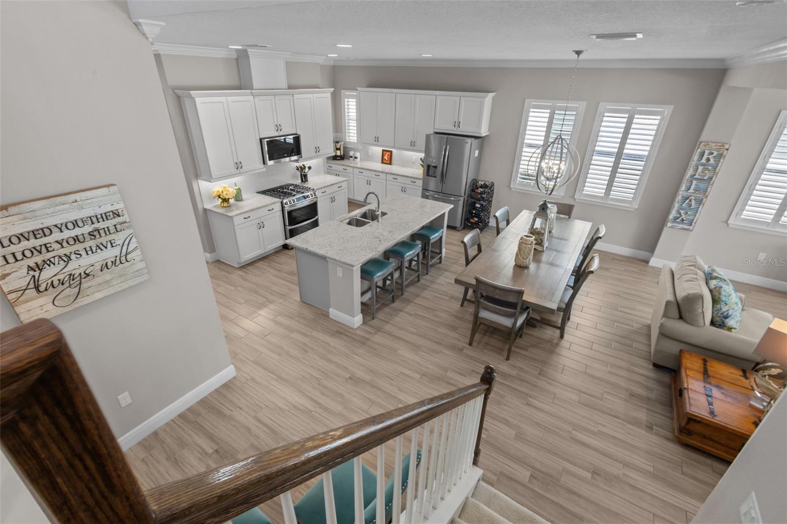Listing photo id 30 for 3161 Satilla Loop